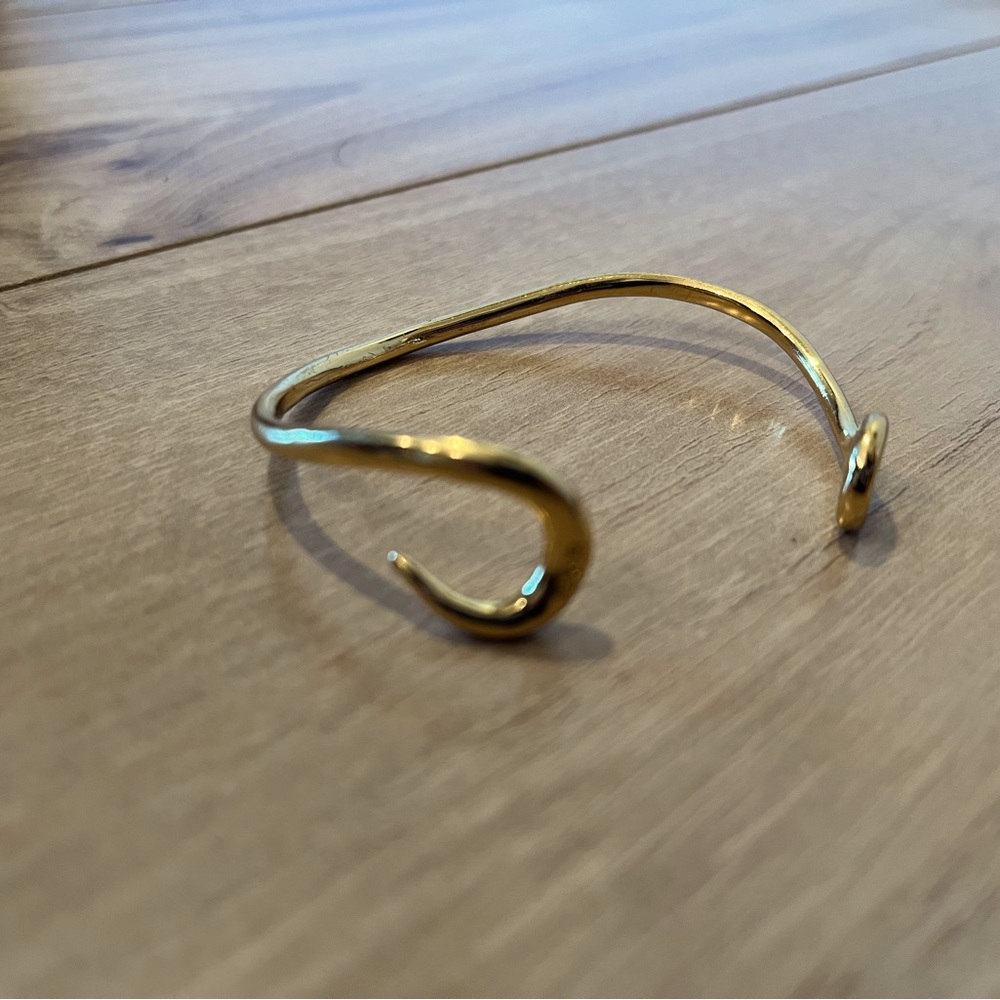 Giles & Brothers Hook Cuff
